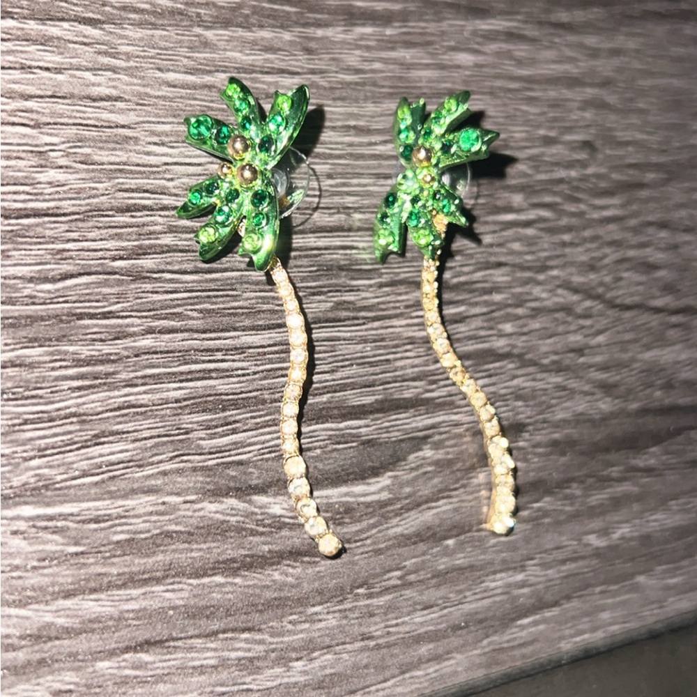 Charming Green Palm Tree Earrings